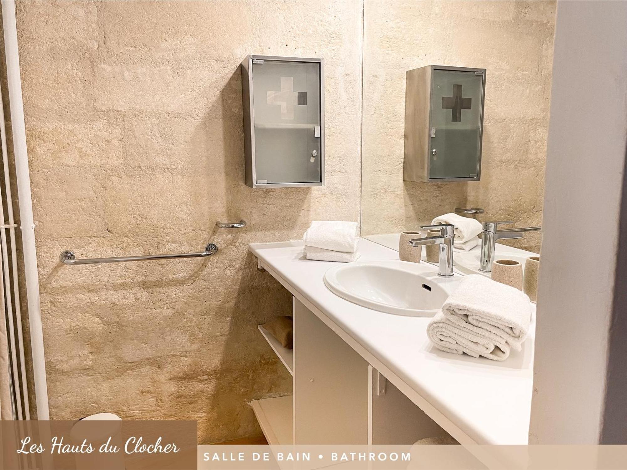 Les Appartements Du Clocher Авиньон Экстерьер фото