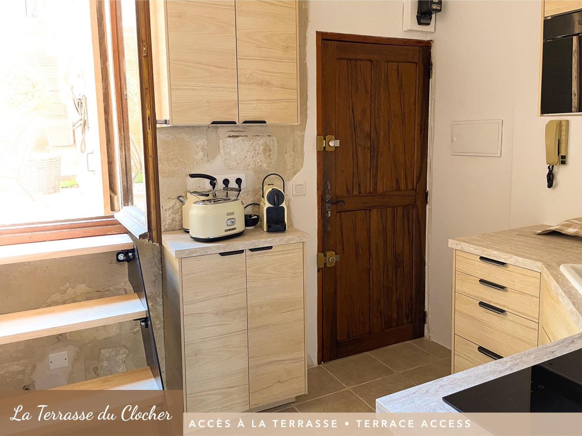Les Appartements Du Clocher Авиньон Экстерьер фото