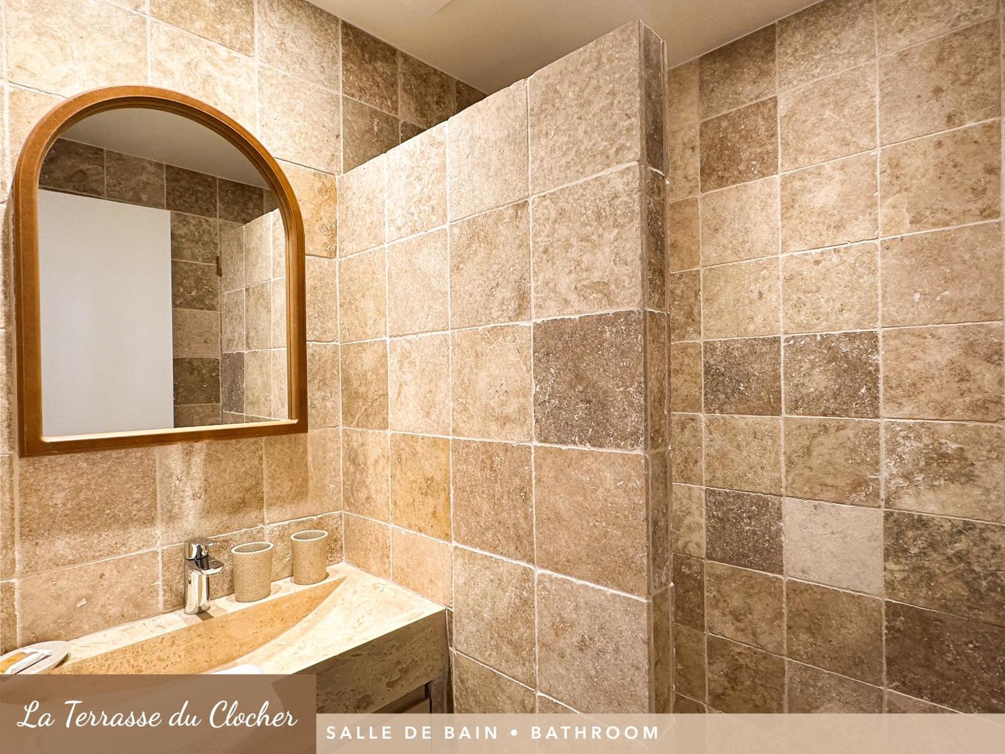 Les Appartements Du Clocher Авиньон Экстерьер фото